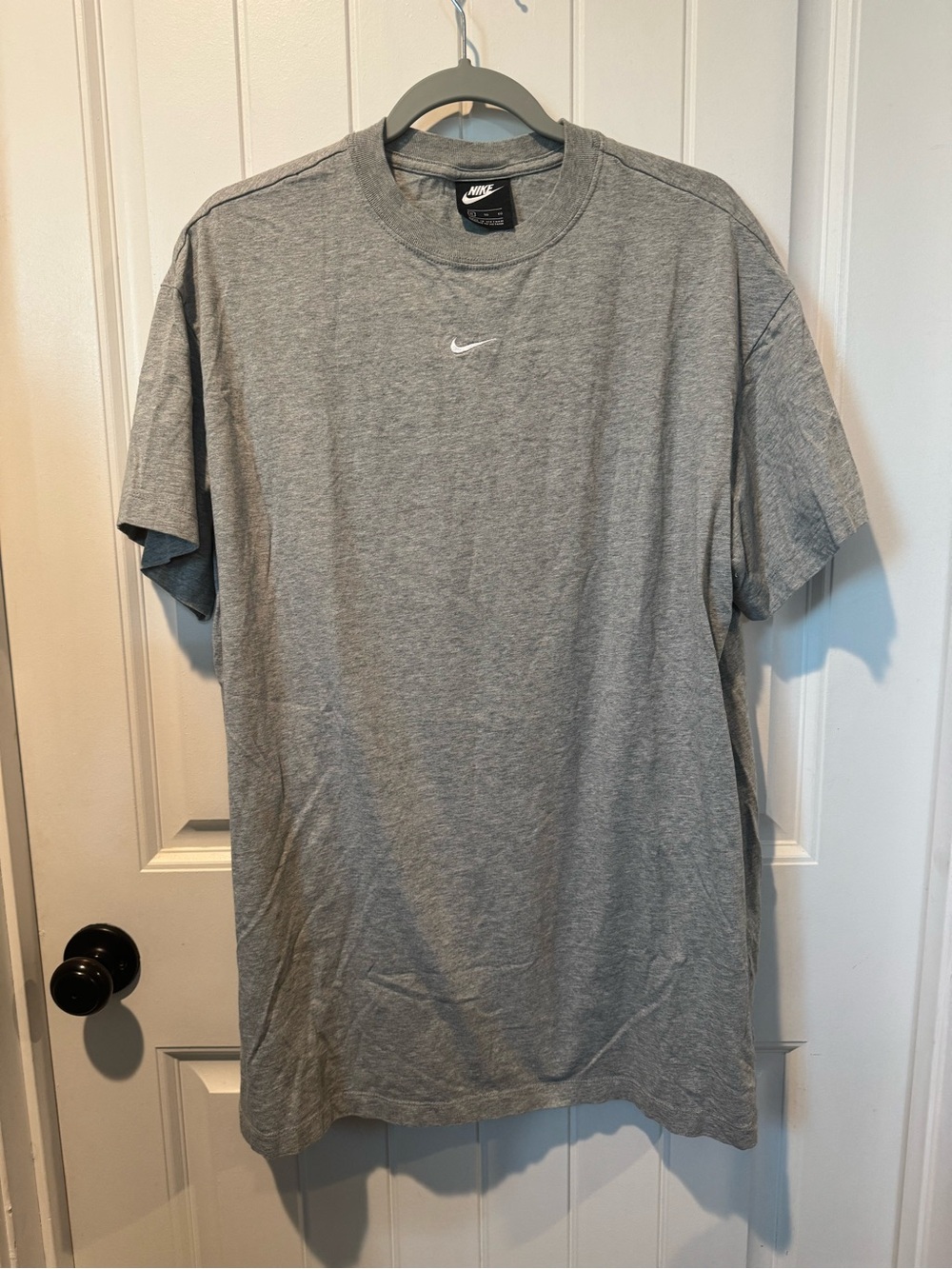 Nike Men's Grey 100% Cotton Tee with Center Embroidered Swoosh